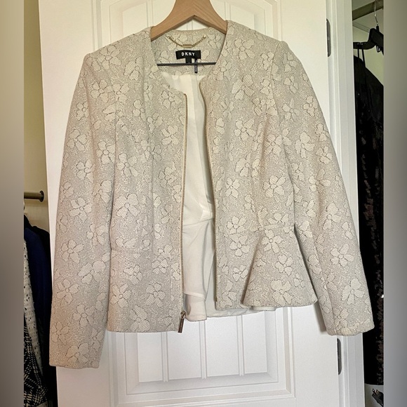 DKNY Floral-Print Zip Up Peplum Jacket Size 8 - Picture 2 of 13